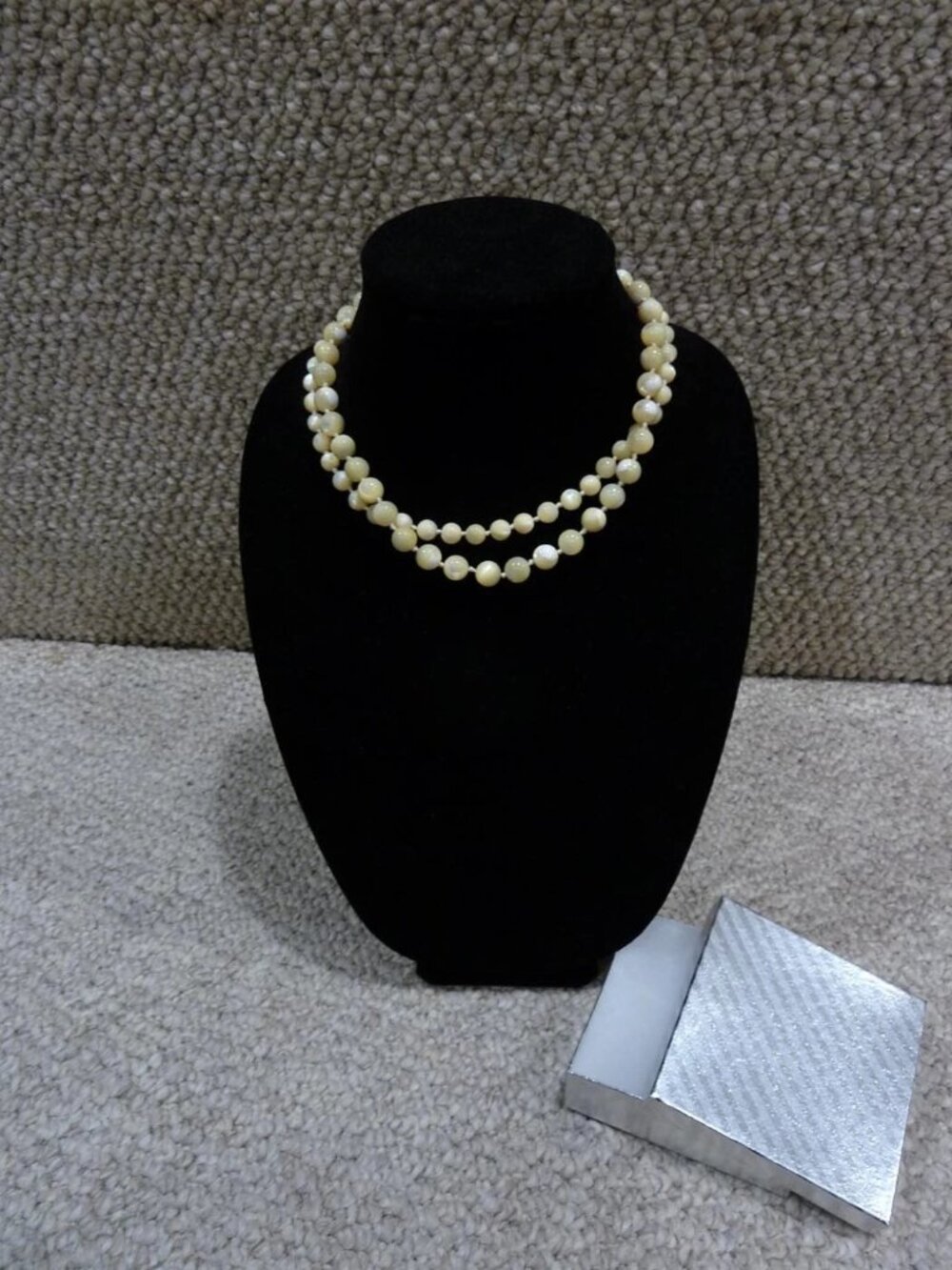 Luxury Jade Nephrite (Cream) Vintage Knotted Double/Round Beads 16" Choker